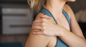 Toronto chiropractic care relief for frozen shoulder